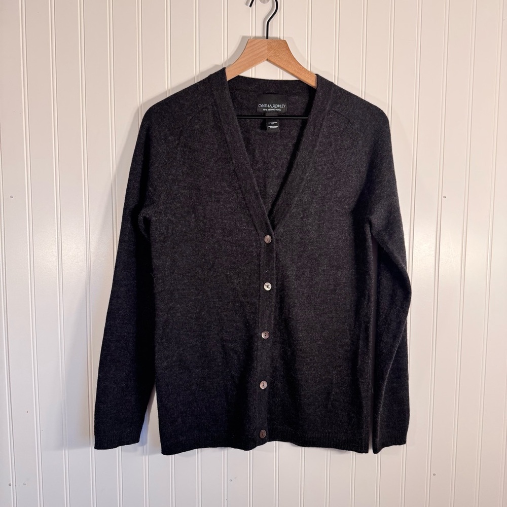 Cynthia Rowley 100% Merino Wool Charcoal Gray Button Down Cardigan Sweater Sz L